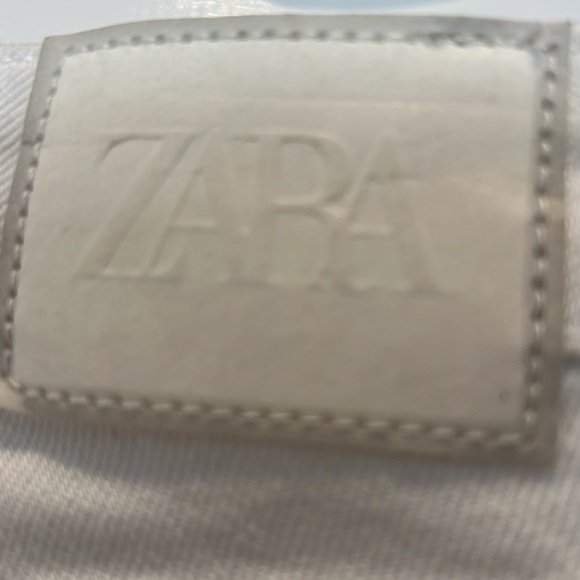 Zara White Straight Leg Jeans with High-Rise Waist size 6. - Picture 15 of 15